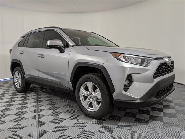 New 2020 Toyota RAV4 XLE w/Convenience Package & Audio Plus 4D Sport ...